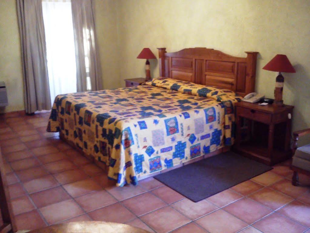 Rincon Del Montero Hotell Parras de la Fuente Exteriör bild